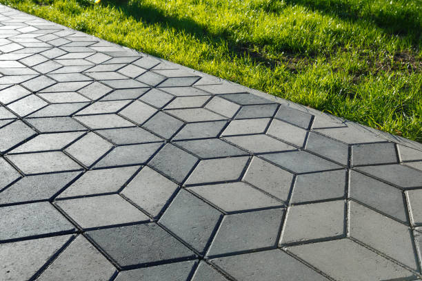 Best Interlocking Driveway Pavers  in Chigan Center, MI